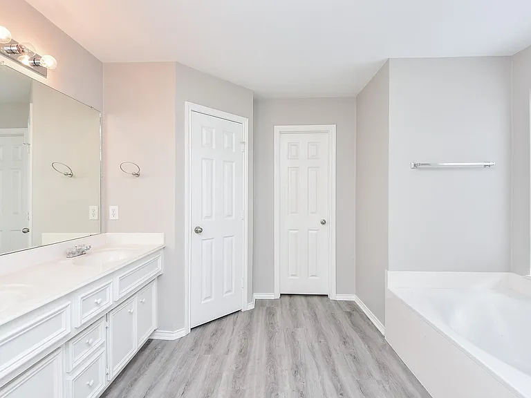 3935 Carters Lake Dr — Photo 13