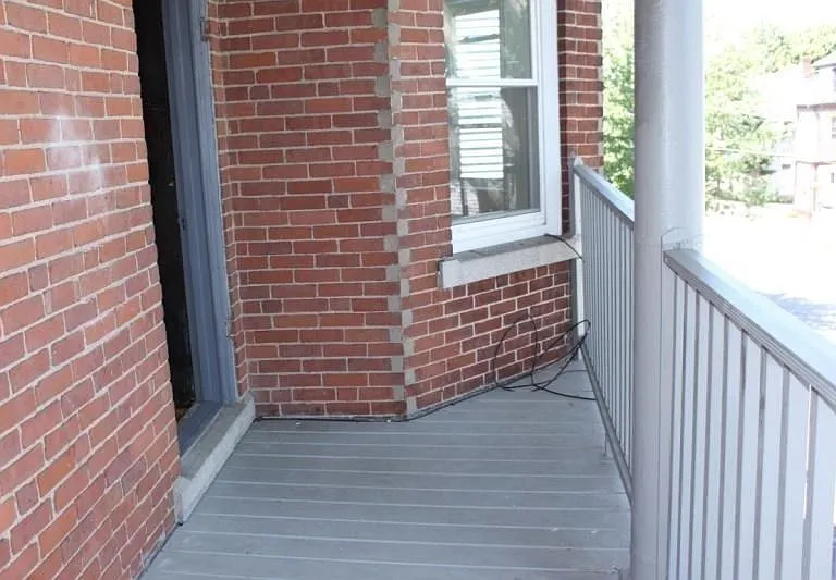 39-41 Cedar St #3 — Photo 9