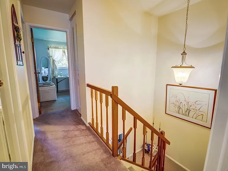 12390 Boncrest Dr — Photo 12