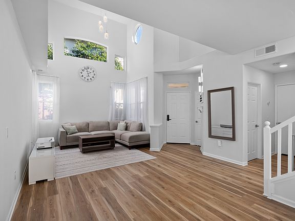 2nd image of 847 Verin Ln