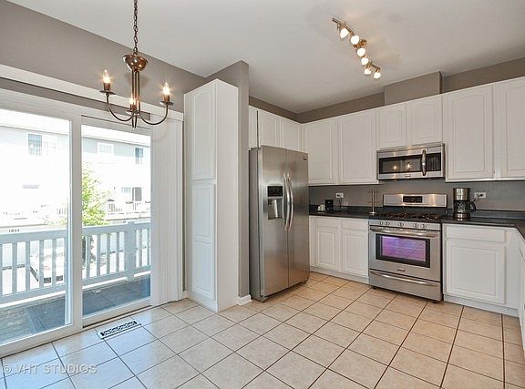 4th image of 1814 Whirlaway Ct