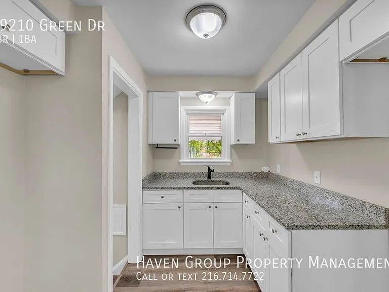 29210 Green Dr — Photo 12