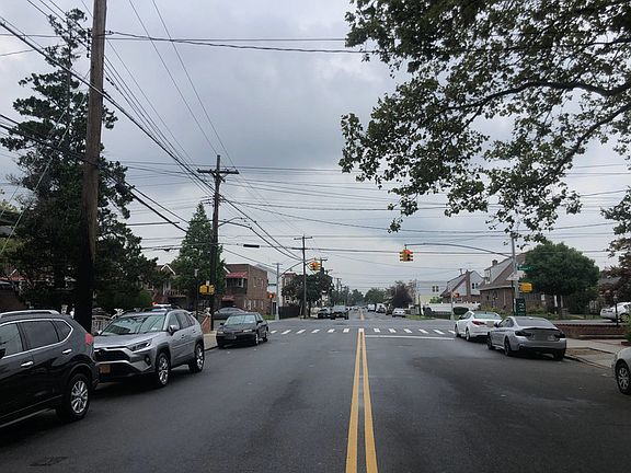 5th image of 8912 Avenue N