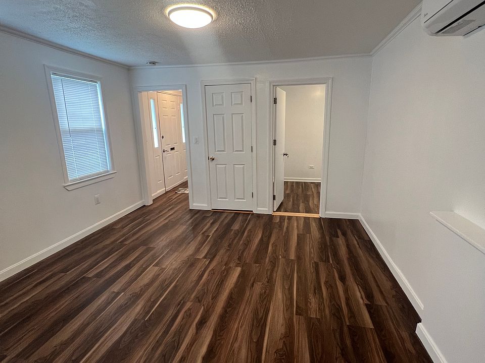 1st image of 258 Quincy Ave