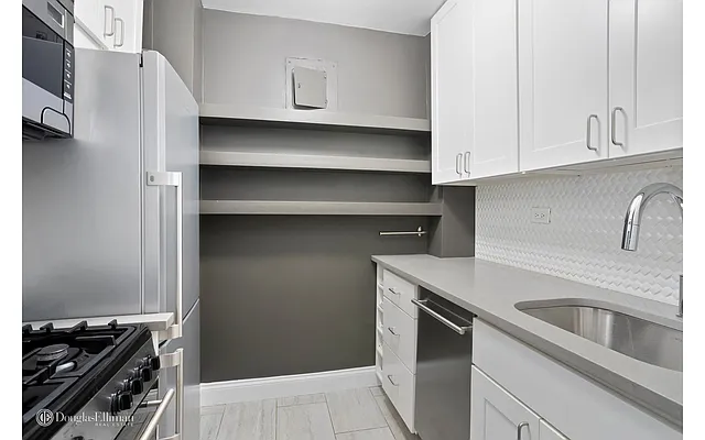 Rented by Douglas Elliman | media 11