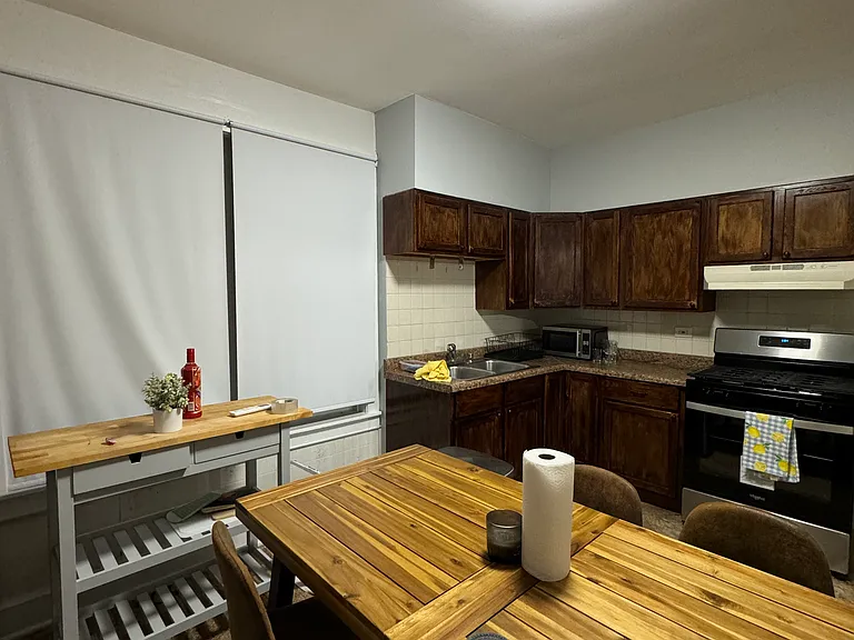 3000 S Kenneth Ave #2 — Photo 3