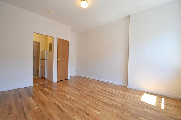 Rented by Corcoran | media 7