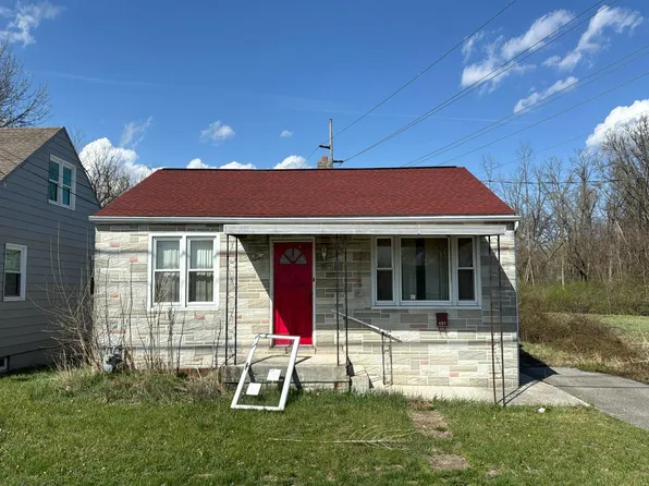 405 W Main St, Fayetteville, PA 17222