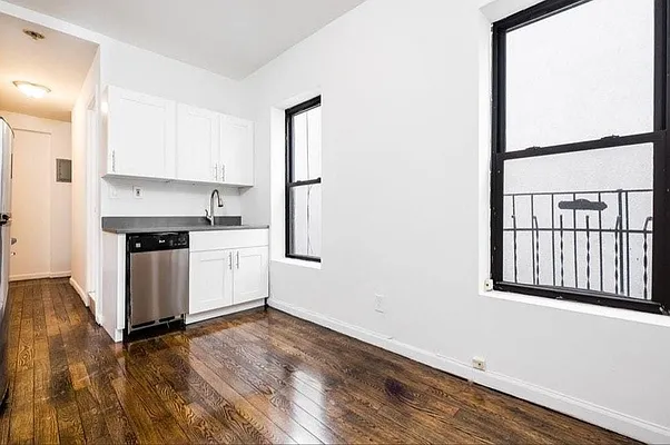 Rented by Bold New York | media 13