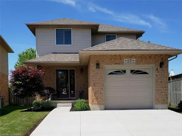 15 Anastasia Cres, Brantford, ON N3P 2A9