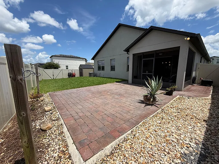 1165 Hilltop Pl — Photo 33