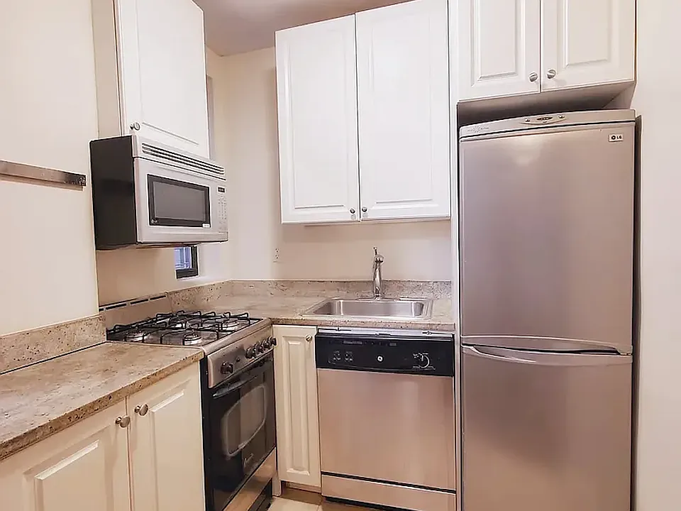 185 Claremont Ave #1E