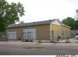 2940 Black Ln, Collinsville, IL 62234