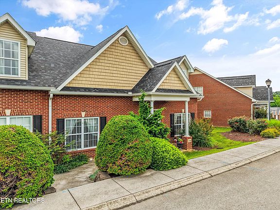3rd image of 1710 Wisteria View Way