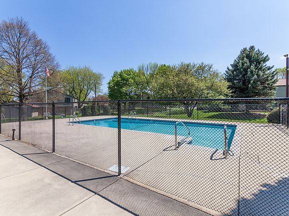 3rd image of 11004 N Balsam Tree Ct #1