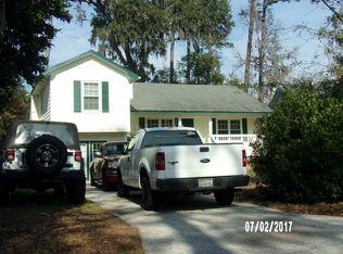 20 S Lake Dr, Savannah, GA 31410