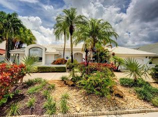 10252 Shireoaks Ln, Boca Raton, FL 33498