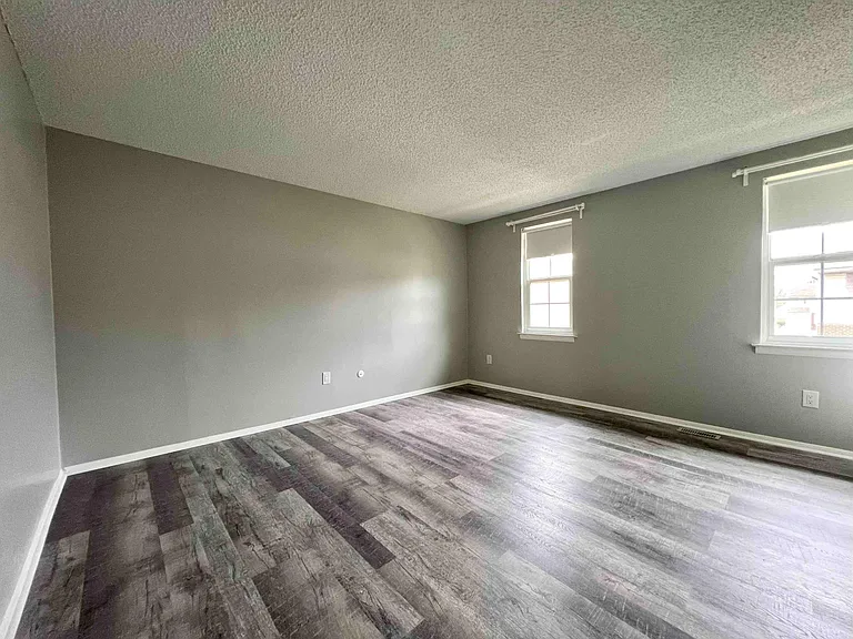 2927 Bridgewalk St — Photo 10