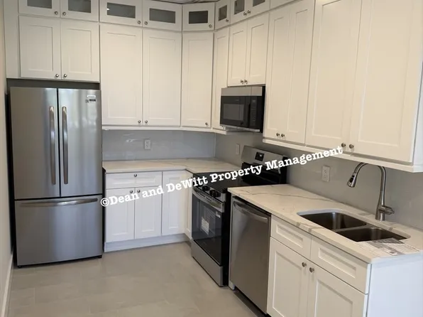 15950 Bay Vista Dr #207, Clearwater, FL 33760