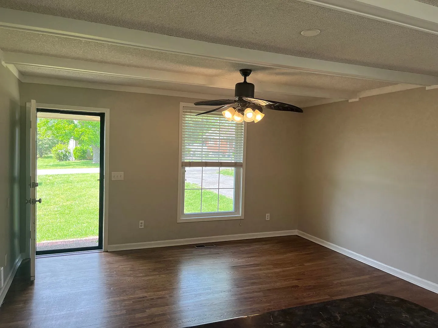 For Lease - 3 Bed, 1 Bath Home in the Heart of Gallatin! — Photo 4