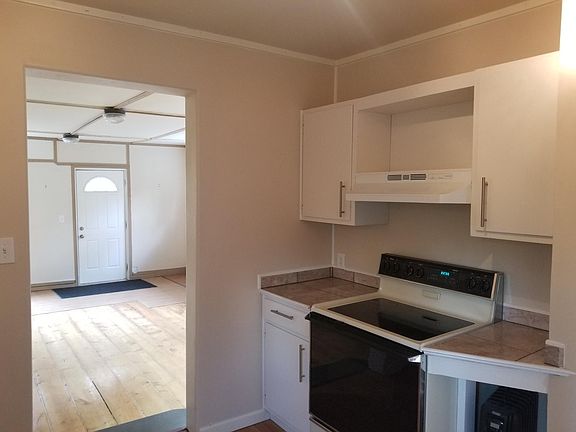 5th image of 525 Auburn Dr