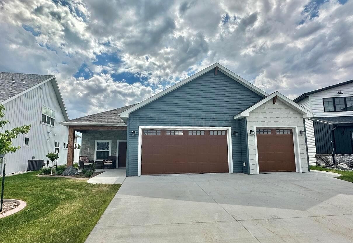 4880 Bluebell Loop S, Fargo, ND 58104 Zillow