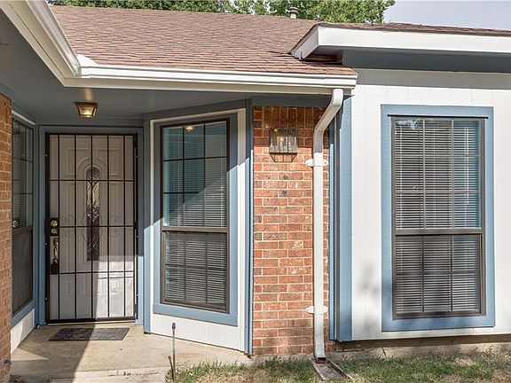 4th image of 603 Ascot Dr