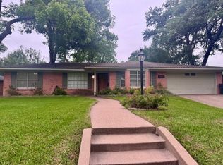 2002 Mimosa Dr, Corsicana, TX 75110
