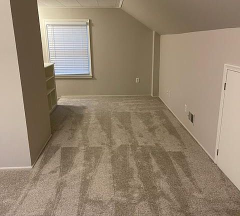 3rd image of 3127 Gardner Ave