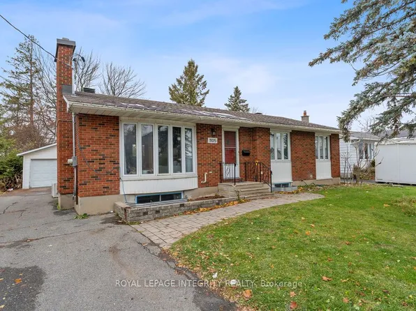 1105 Falaise Rd #B, Ottawa, ON K2E 6R1
