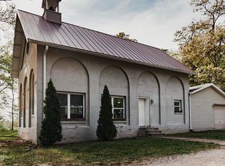 3101 Kuebler Rd, Evansville, IN 47720