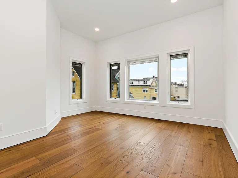 92 S Highland Ave #2 — Photo 10