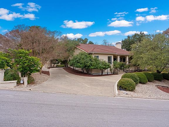 2nd image of 315 Lakewood Dr