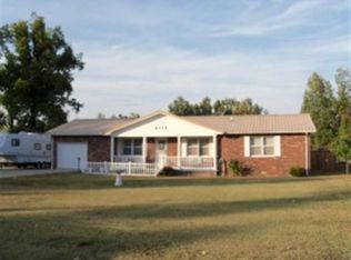 2110 Happy Hollow Dr, Paducah, KY 42003