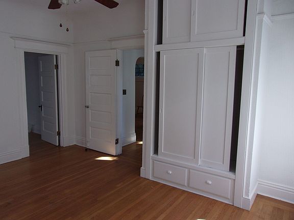 4th image of 1821 F St