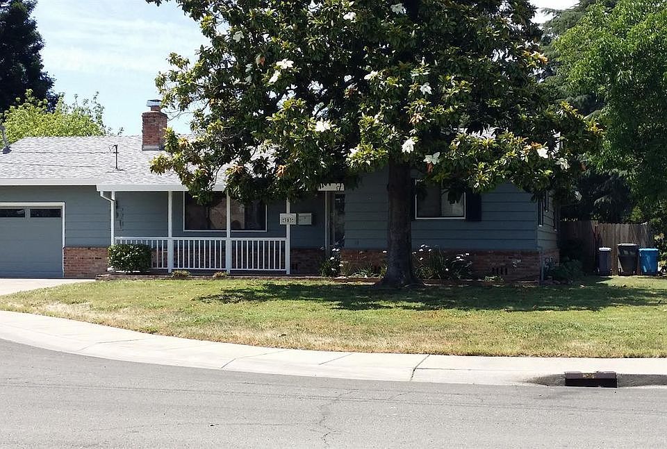 1st image of 303 Winship Ct