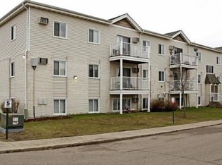 2651 Mounds View Blvd #0B9BAABFB, Saint Paul, MN 55112