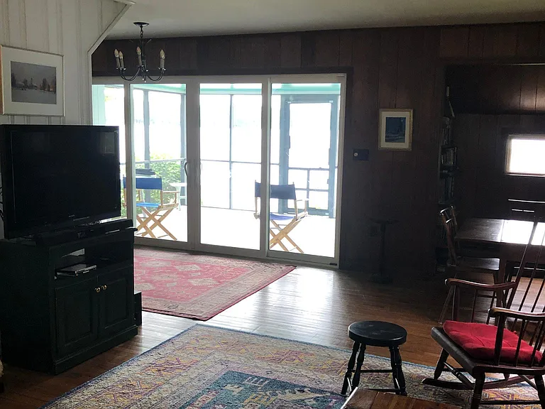 146 Wellington Rd — Photo 7