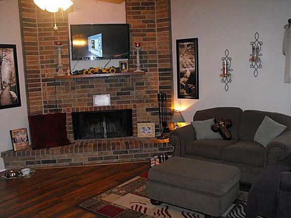 2nd image of 2854 Kingswood Dr