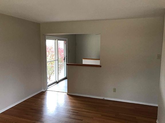 3rd image of 11120 Fawnhaven Dr