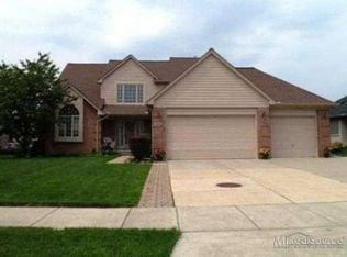 52013 Boland Rd, Chesterfield, MI 48047