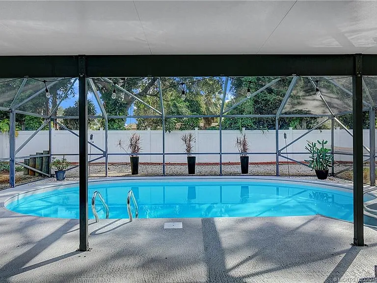 905 SE Flamingo Ave — Photo 24