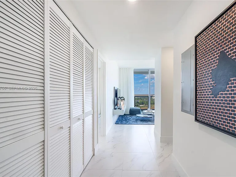 2000 Metropica Way #1810 — Photo 2