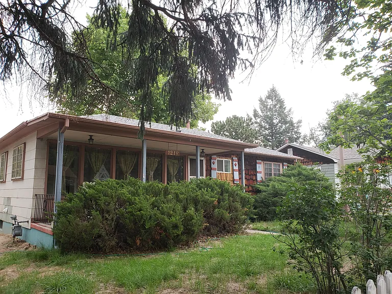 1218 E Uintah St — Photo 13