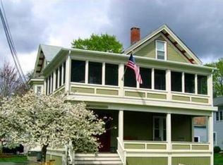 33 Vine St APT 1, Melrose, MA 02176