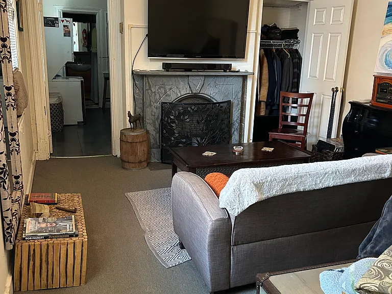 1201 Light St #1R — Photo 5