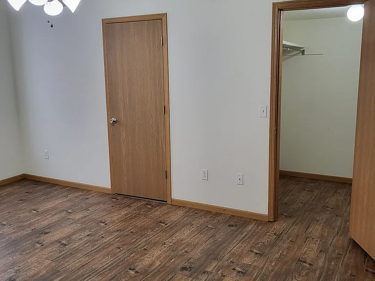 1411 Glen St #1407-D — Photo 3