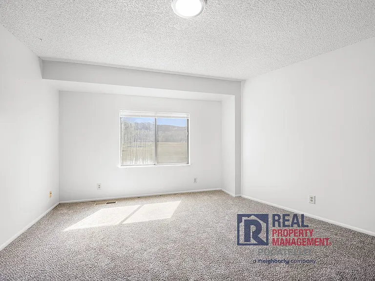 1117 Booth Dr — Photo 13
