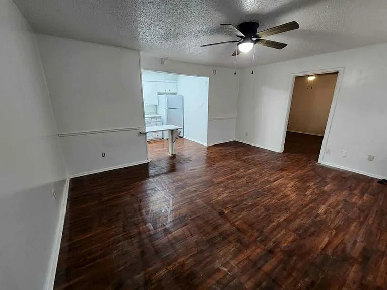 306 N Toledo Ave — Photo 16