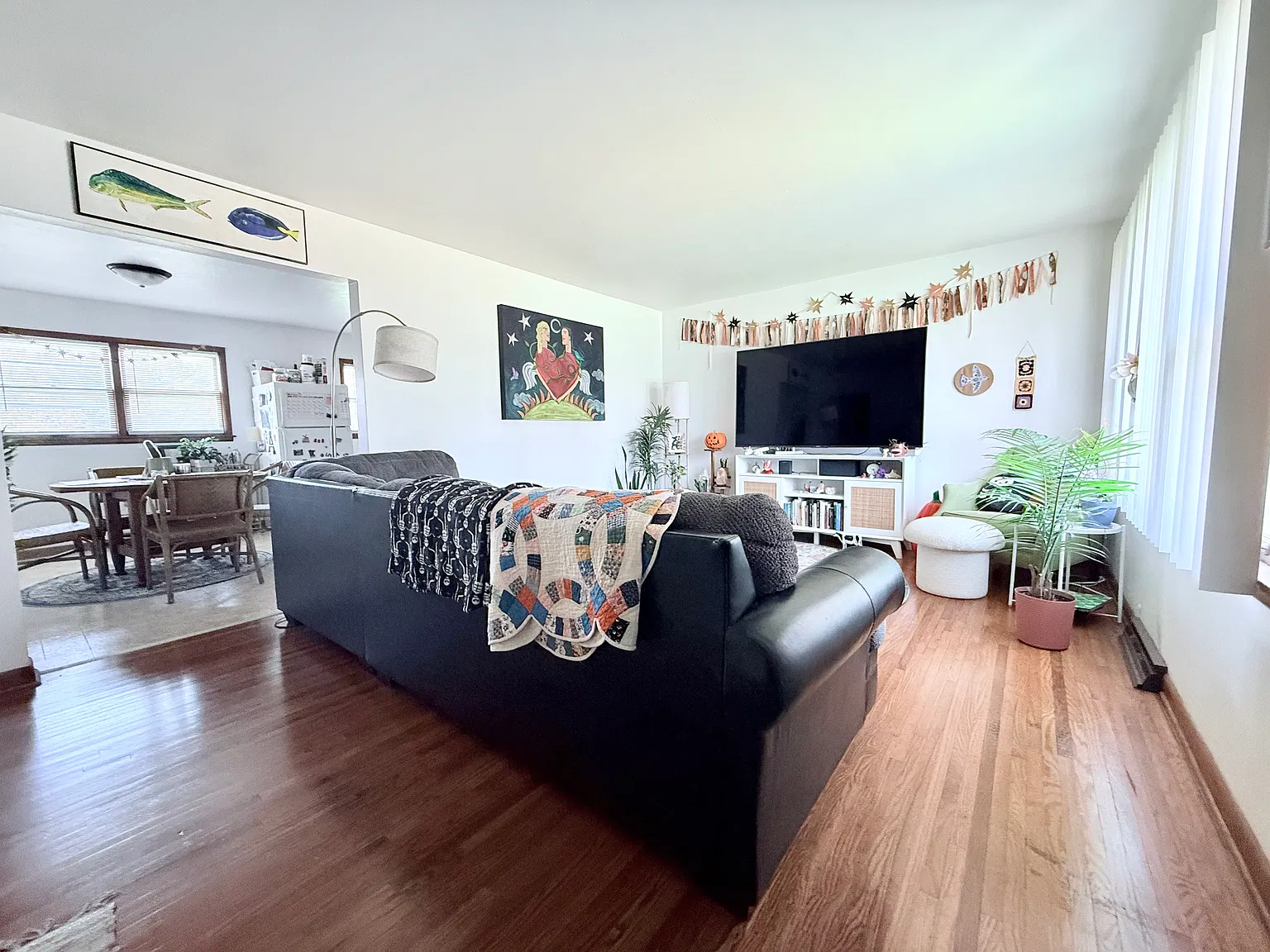 2 bed, 845 sqft, $1,275 — Photo 2